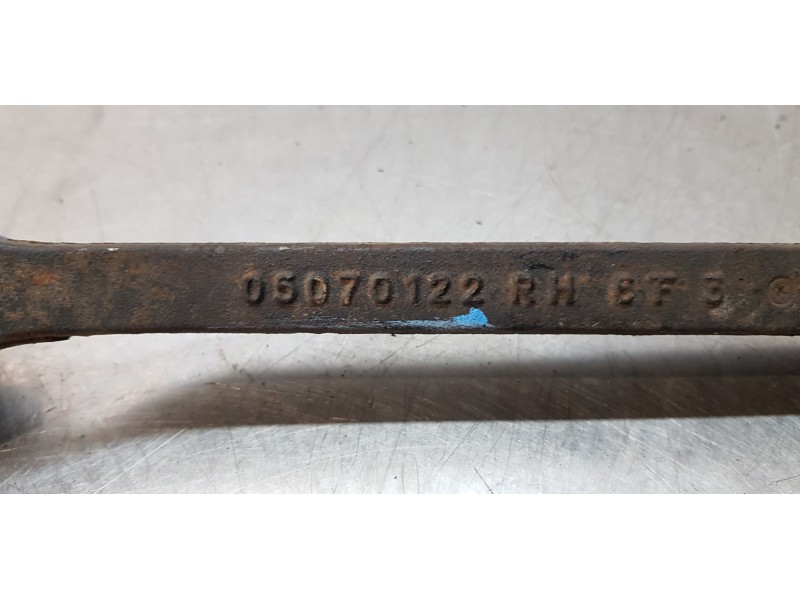 Recambio de brazo suspension inferior delantero derecho para chrysler 300 c 3.0 crd referencia OEM IAM 05070122   Recambio de brazo suspension inferior delantero derecho para chrysler 300 c 3.0 crd referencia OEM IAM 05070122