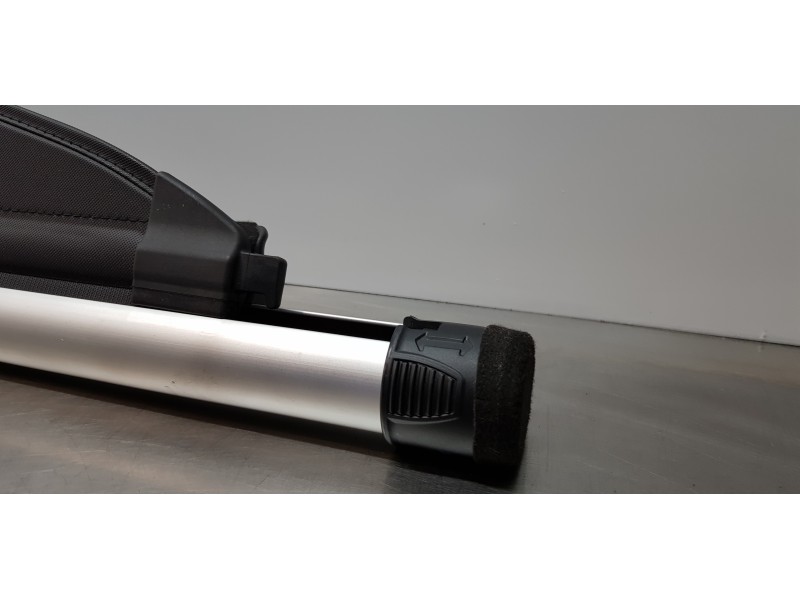 Recambio de bandeja trasera para kia carens ( ) basic referencia OEM IAM 85910A4000WK  