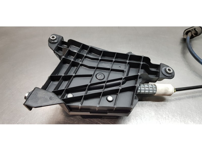 Recambio de freno de mano electrico para peugeot 5008 active referencia OEM IAM 9673081580   Recambio de freno de mano electrico para peugeot 5008 active referencia OEM IAM 9673081580