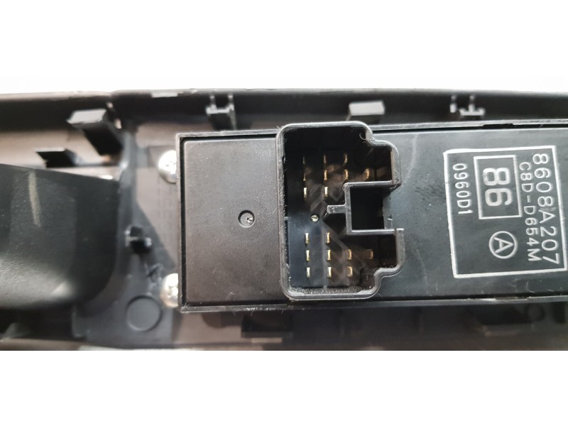 Recambio de mando elevalunas delantero izquierdo para mitsubishi asx (ga0w) challenge 2wd referencia OEM IAM 8608A207   Recambio de mando elevalunas delantero izquierdo para mitsubishi asx (ga0w) challenge 2wd referencia OEM IAM 8608A207