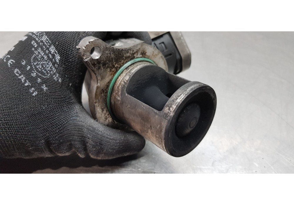 Recambio de valvula egr para mercedes clase s (w221) berlina 320 / 350 cdi (221.022) referencia OEM IAM 00005320C8  