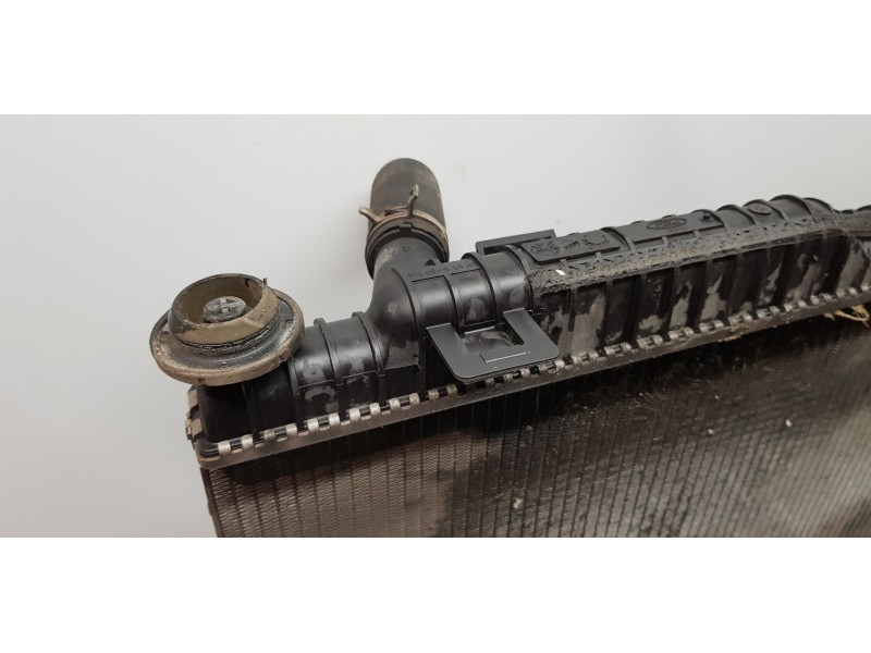 Recambio de radiador agua para ford fiesta (ccn) ambiente referencia OEM IAM 1772863 8V518005DG 1897436 Recambio de radiador agua para ford fiesta (ccn) ambiente referencia OEM IAM 1772863 8V518005DG 1897436