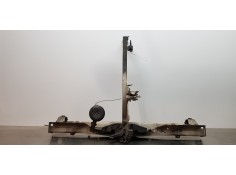 Recambio de panel frontal para toyota corolla verso (r1) 2.0 d-4d sol referencia OEM IAM   