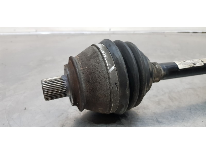 Recambio de transmision delantera derecha para audi a8 (4e2) 3.7 quattro referencia OEM IAM 4E0407272Q  