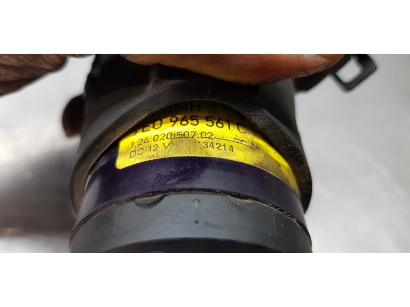 Recambio de bomba agua para volkswagen t5 bus (7e) caravelle comfortline lang 4motion referencia OEM IAM 7E0965561B  