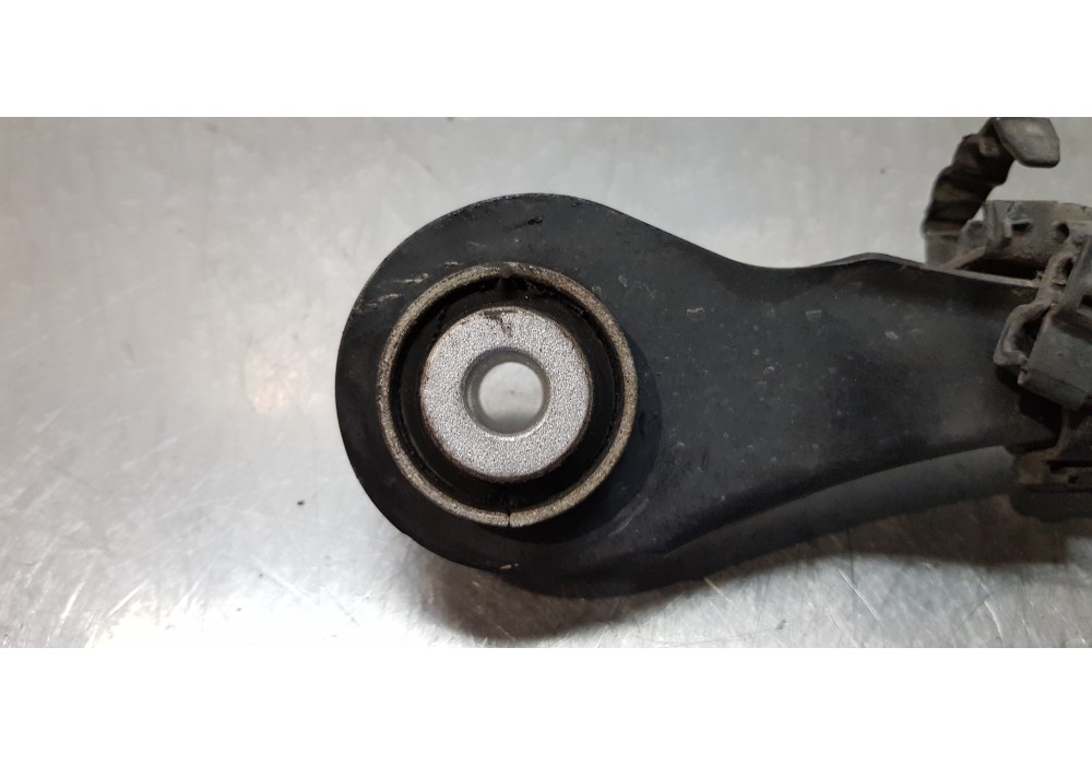 Recambio de brazo suspension superior trasero derecho para bmw serie 3 touring (f31) 318d referencia OEM IAM 679251902  