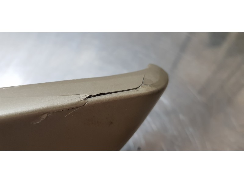 Recambio de aleron trasero para ssangyong rodius xdi referencia OEM IAM 7961021100   Recambio de aleron trasero para ssangyong rodius xdi referencia OEM IAM 7961021100