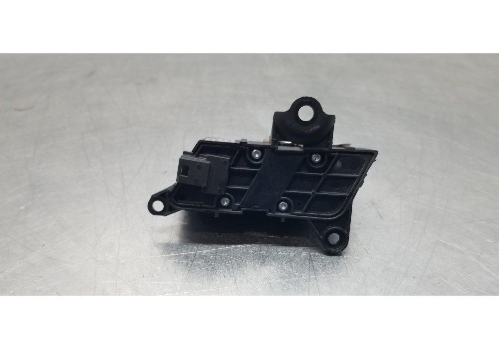 Recambio de interruptor para mercedes clase s (w221) berlina 320 / 350 cdi (221.022) referencia OEM IAM A2218213151  