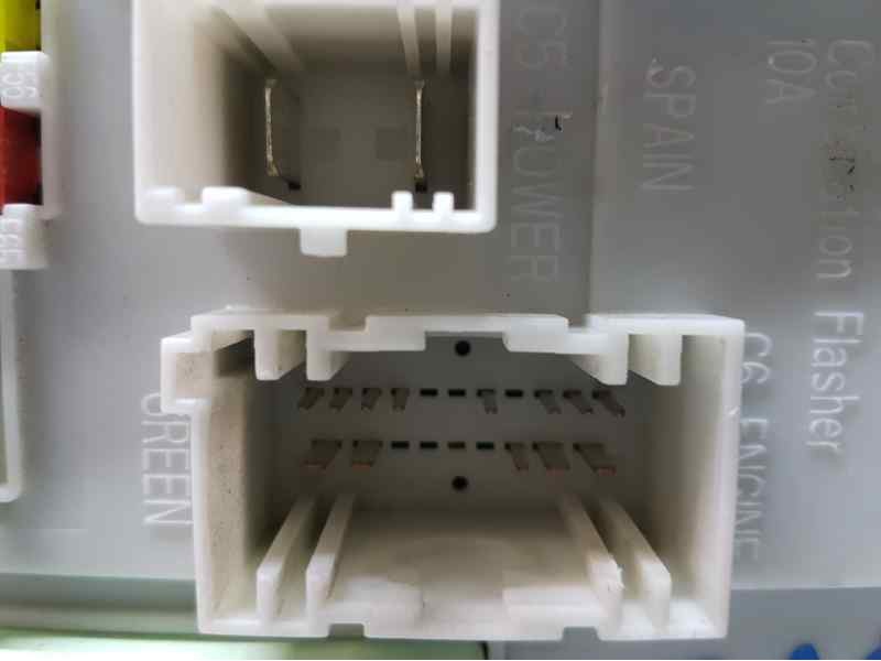 Recambio de caja reles / fusibles para ford c-max (ceu) trend referencia OEM IAM F1DT14A073BC  