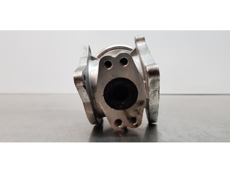 Recambio de valvula egr para volkswagen golf v berlina (1k1) trendline referencia OEM IAM 038131501AN 038129637D 