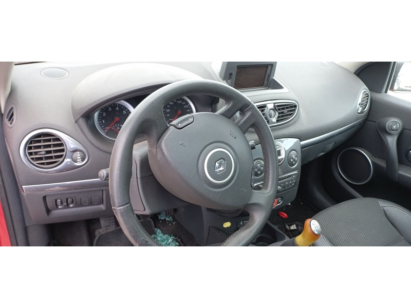 renault clio iii del año 2010