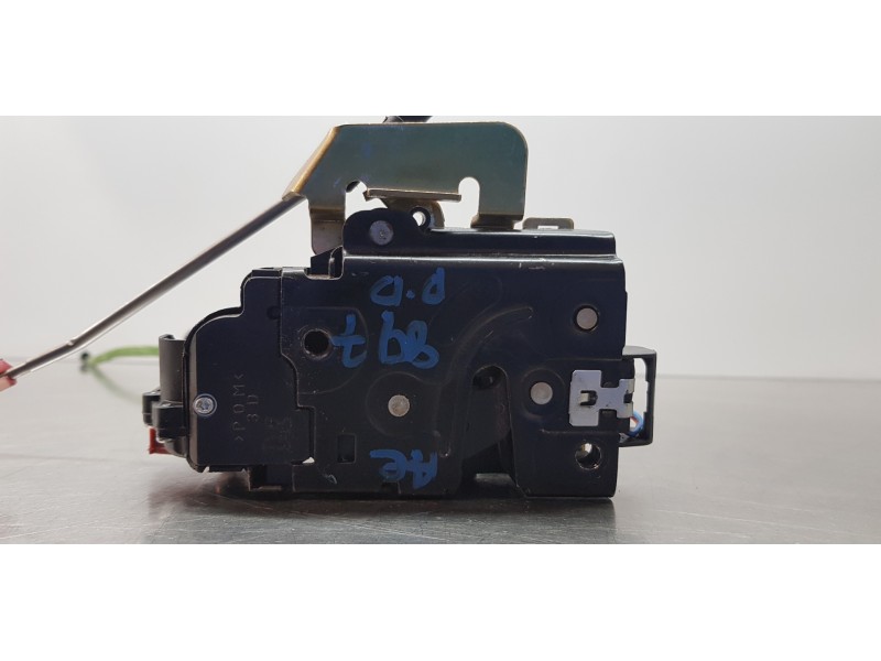 Recambio de cerradura puerta delantera derecha para audi a4 cabrio (8h) 2.5 tdi referencia OEM IAM 8E1837016C   Recambio de cerradura puerta delantera derecha para audi a4 cabrio (8h) 2.5 tdi referencia OEM IAM 8E1837016C