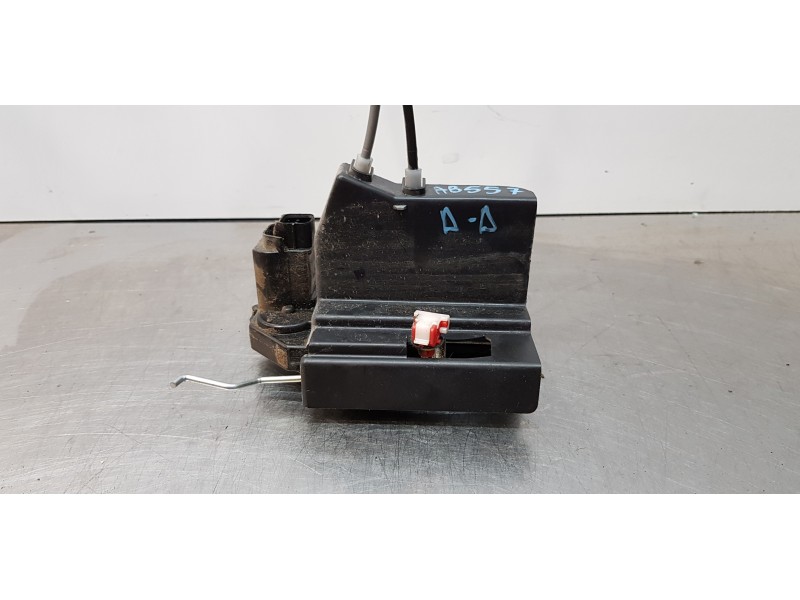 Recambio de cerradura puerta delantera derecha para ssangyong rodius xdi referencia OEM IAM 7122021004   Recambio de cerradura puerta delantera derecha para ssangyong rodius xdi referencia OEM IAM 7122021004