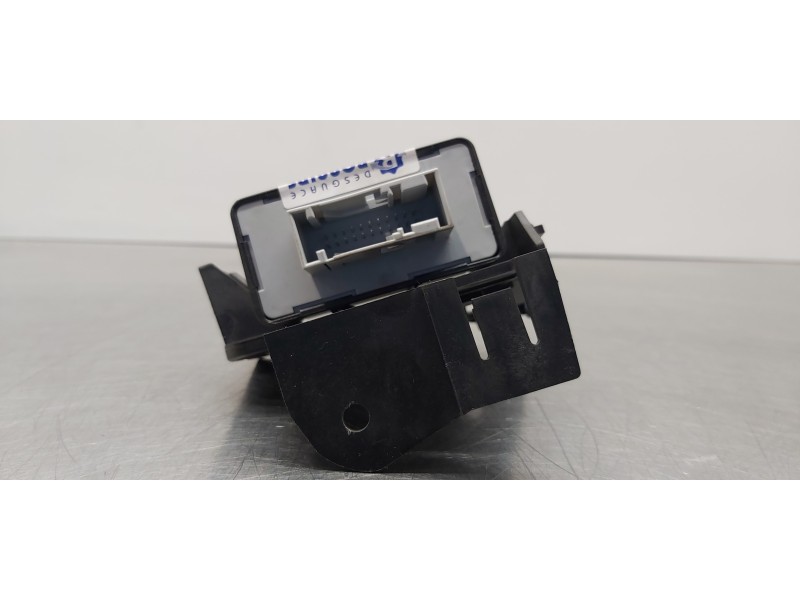 Recambio de modulo electronico para audi q7 (4l) 3.0 tdi referencia OEM IAM 8P0907357F 5LA008379 8P0907357J