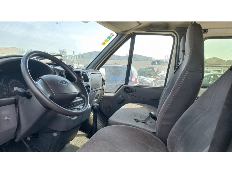 ford transit caja cerrada, media (fy) (2000 =>) del año 2002