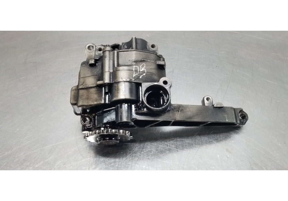 Recambio de bomba aceite para mercedes clase s (w221) berlina 320 / 350 cdi (221.022) referencia OEM IAM A6421802101  