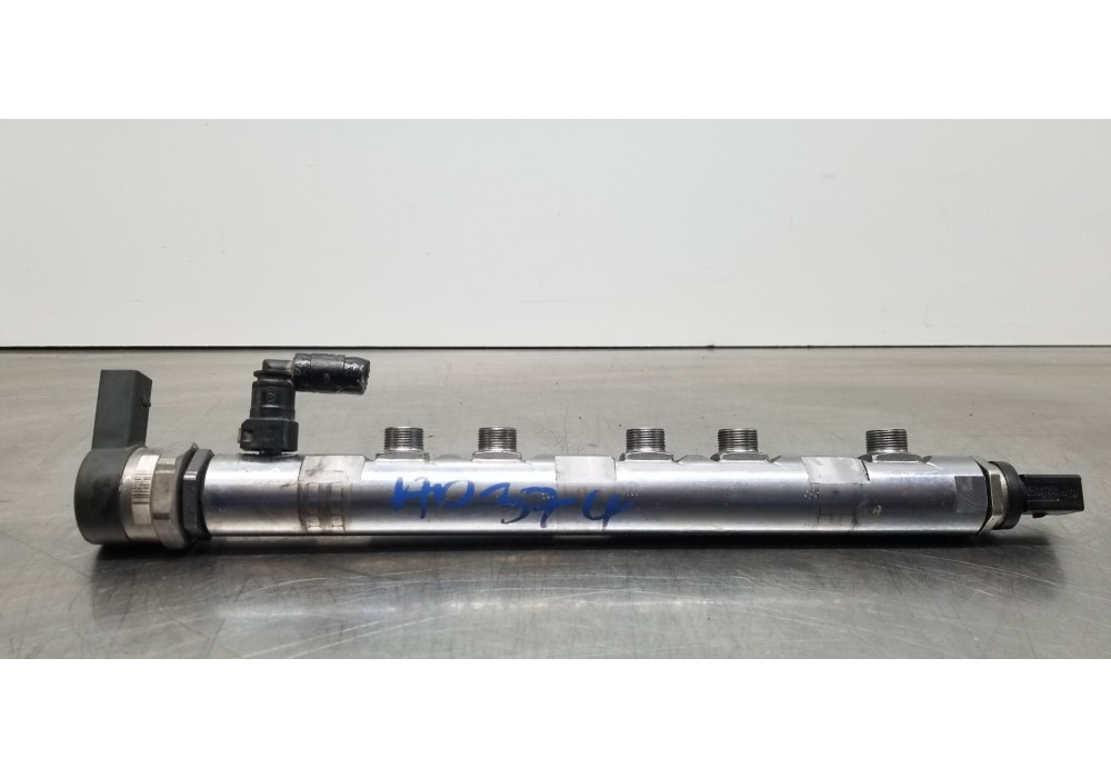 Recambio de rampa inyectora para bmw serie 1 berlina (e81/e87) 118d referencia OEM IAM 13537809127 0281002738 0445214182