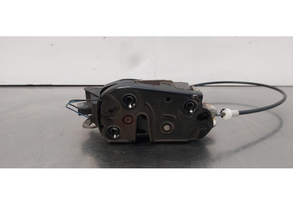 Recambio de cerradura puerta delantera izquierda para mercedes viano (w639) 3,0 cdi lang (639.813) referencia OEM IAM A639720123 Recambio de cerradura puerta delantera izquierda para mercedes viano (w639) 3,0 cdi lang (639.813) referencia OEM IAM A639720123