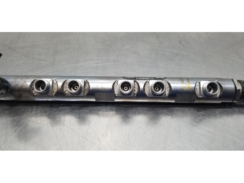 Recambio de rampa inyectora para bmw serie 1 berlina (e81/e87) 118d referencia OEM IAM 13537809127 0281002738 0445214182 Recambio de rampa inyectora para bmw serie 1 berlina (e81/e87) 118d referencia OEM IAM 13537809127 0281002738 0445214182