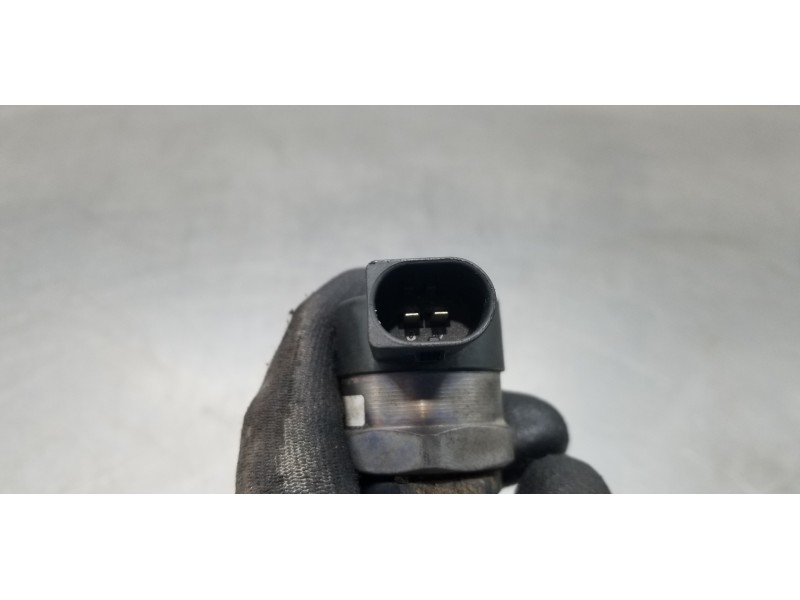 Recambio de rampa inyectora para bmw serie 1 berlina (e81/e87) 118d referencia OEM IAM 13537809127 0281002738 0445214182 Recambio de rampa inyectora para bmw serie 1 berlina (e81/e87) 118d referencia OEM IAM 13537809127 0281002738 0445214182