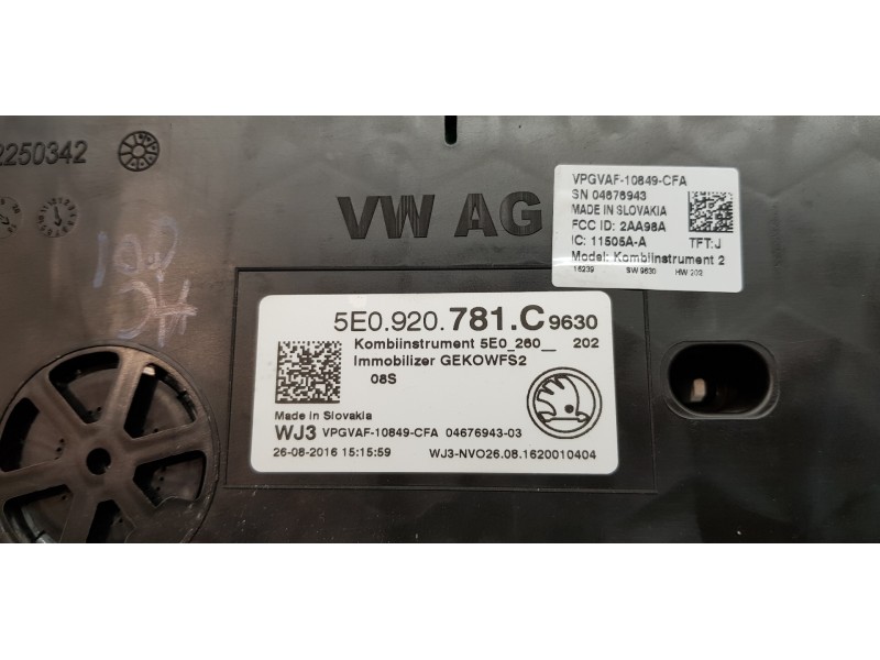 Recambio de cuadro instrumentos para skoda octavia combi (5e5) active referencia OEM IAM 5E0920781C   Recambio de cuadro instrumentos para skoda octavia combi (5e5) active referencia OEM IAM 5E0920781C