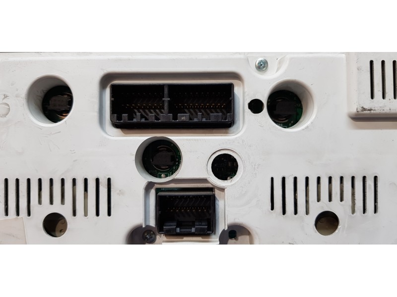 Recambio de cuadro instrumentos para ssangyong rodius xdi referencia OEM IAM 8020021104   Recambio de cuadro instrumentos para ssangyong rodius xdi referencia OEM IAM 8020021104