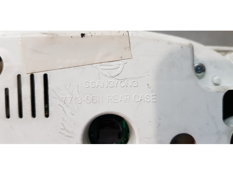 Recambio de cuadro instrumentos para ssangyong rodius xdi referencia OEM IAM 8020021104   Recambio de cuadro instrumentos para ssangyong rodius xdi referencia OEM IAM 8020021104