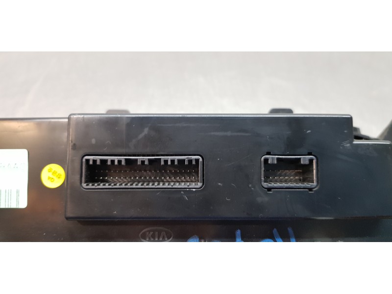 Recambio de mando climatizador para kia carens ( ) basic referencia OEM IAM 97250A4AA0CA  