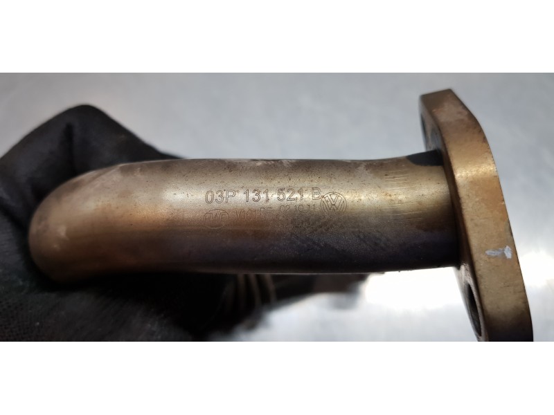 Recambio de tubo para audi a3 sportback (8p) 2.0 tdi ambiente (dpf) referencia OEM IAM 03P131521B   Recambio de tubo para audi a3 sportback (8p) 2.0 tdi ambiente (dpf) referencia OEM IAM 03P131521B