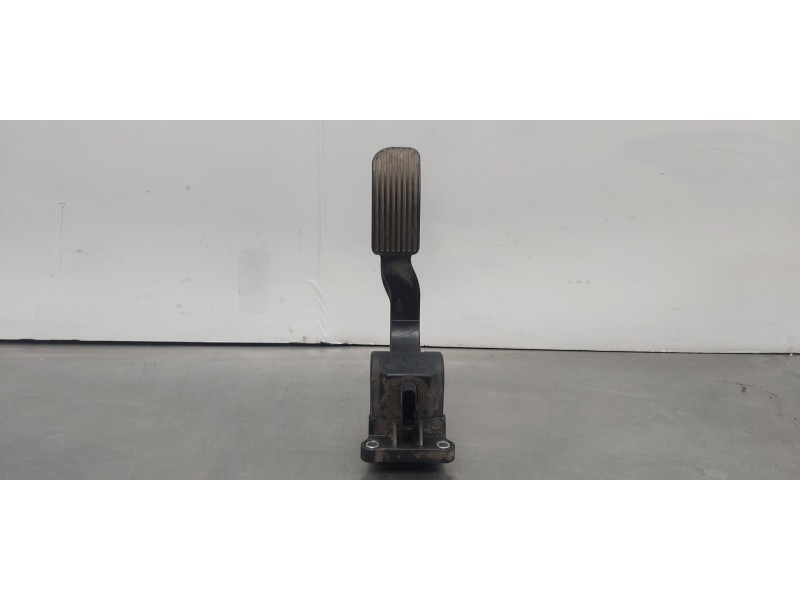 Recambio de pedal acelerador para mercedes viano (w639) 3,0 cdi lang (639.813) referencia OEM IAM A9063000304  