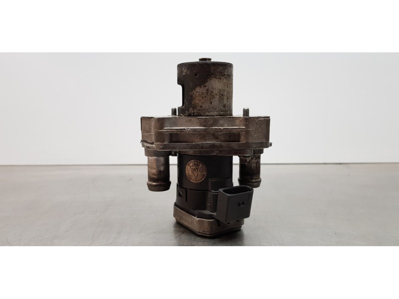 Recambio de valvula egr para mercedes viano (w639) 3,0 cdi lang (639.813) referencia OEM IAM 00005320C8  