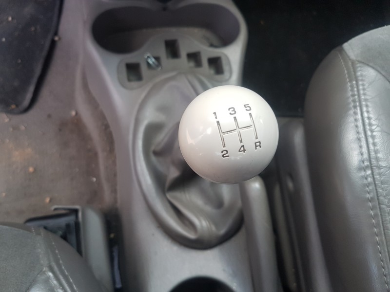 chrysler pt cruiser (pt) del año 2001