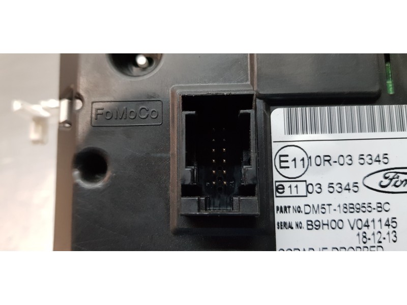 Recambio de pantalla multifuncion para ford c-max titanium referencia OEM IAM DM5T18B955BC   Recambio de pantalla multifuncion para ford c-max titanium referencia OEM IAM DM5T18B955BC