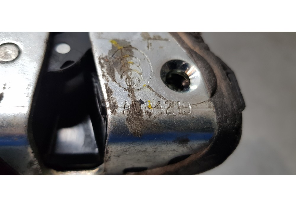 Recambio de cerradura puerta trasera izquierda para toyota auris touring sports (e18) hybrid active referencia OEM IAM 690600505 Recambio de cerradura puerta trasera izquierda para toyota auris touring sports (e18) hybrid active referencia OEM IAM 690600505