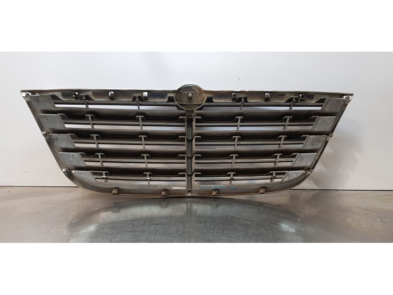 Recambio de rejilla delantera para ssangyong rodius xdi referencia OEM IAM 7945021500   Recambio de rejilla delantera para ssangyong rodius xdi referencia OEM IAM 7945021500