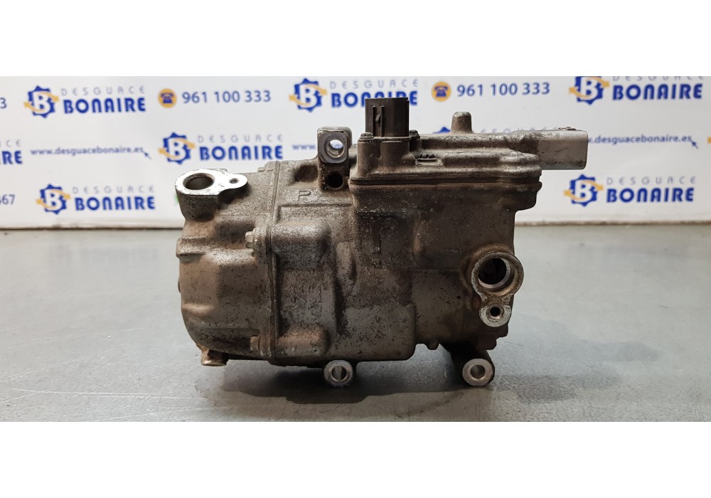 Recambio de compresor aire acondicionado para toyota auris touring sports (e18) hybrid active referencia OEM IAM 0422001032  