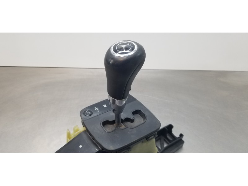 Recambio de palanca cambio para mercedes clase a (w169) a 180 cdi (169.007) referencia OEM IAM A1693701009  