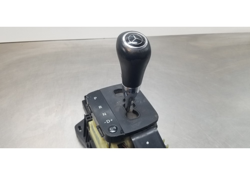 Recambio de palanca cambio para mercedes clase a (w169) a 180 cdi (169.007) referencia OEM IAM A1693701009  
