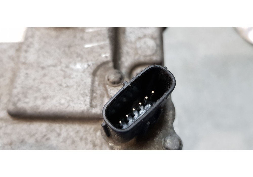 Recambio de compresor aire acondicionado para toyota auris touring sports (e18) hybrid active referencia OEM IAM 0422001032  