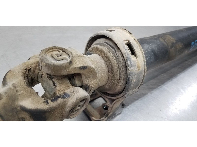 Recambio de transmision central para ssangyong actyon 200 xdi referencia OEM IAM 3320009203  