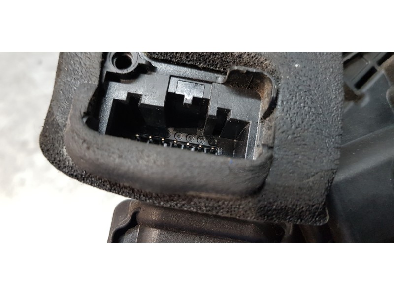 Recambio de cerradura puerta delantera izquierda para skoda rapid active referencia OEM IAM 5E1837015A   Recambio de cerradura puerta delantera izquierda para skoda rapid active referencia OEM IAM 5E1837015A