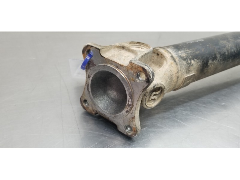 Recambio de transmision central para ssangyong actyon 200 xdi referencia OEM IAM 3320009203  