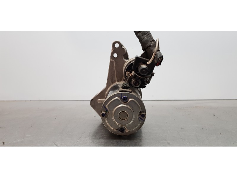 Recambio de motor arranque para dacia lodgy ambiance referencia OEM IAM 233000779R  