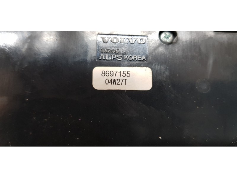 Recambio de mando climatizador para volvo s40 berlina 1.8i referencia OEM IAM 8697155  