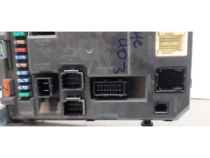 Recambio de caja reles / fusibles para peugeot 207 confort referencia OEM IAM 9664983080   Recambio de caja reles / fusibles para peugeot 207 confort referencia OEM IAM 9664983080