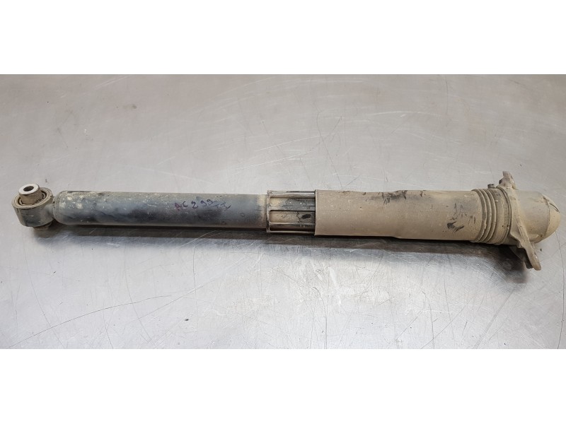 Recambio de amortiguador trasero izquierdo para seat ateca (kh7) xcellence 4drive referencia OEM IAM 5Q0513029MG  