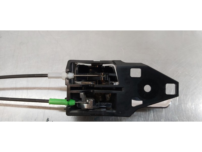 Recambio de cerradura puerta delantera derecha para toyota rav 4 active referencia OEM IAM 6903060240  