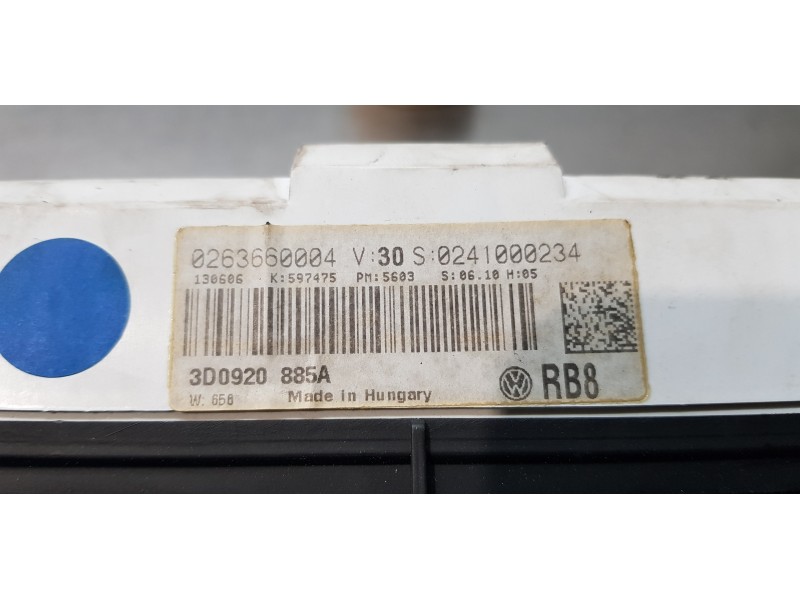 Recambio de cuadro instrumentos para volkswagen phaeton (3d2/3d8) tdi v6 4motion (5 asientos) referencia OEM IAM 3D0920885A  