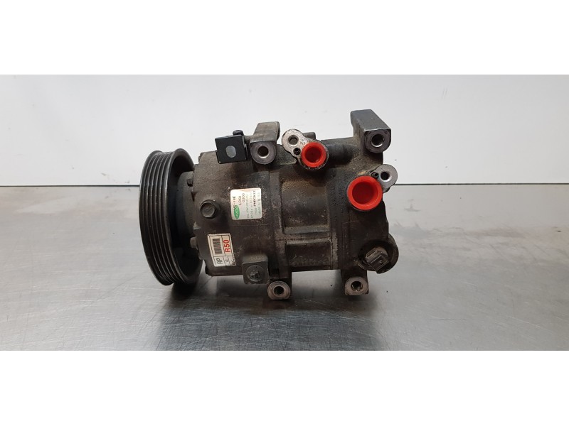 Recambio de compresor aire acondicionado para kia carens ( ) concept referencia OEM IAM 97701A4500  