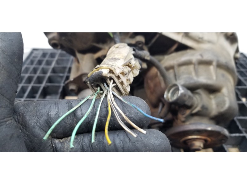 Recambio de caja transfer para ssangyong rexton rx 320 referencia OEM IAM 3200005003 3200006001 